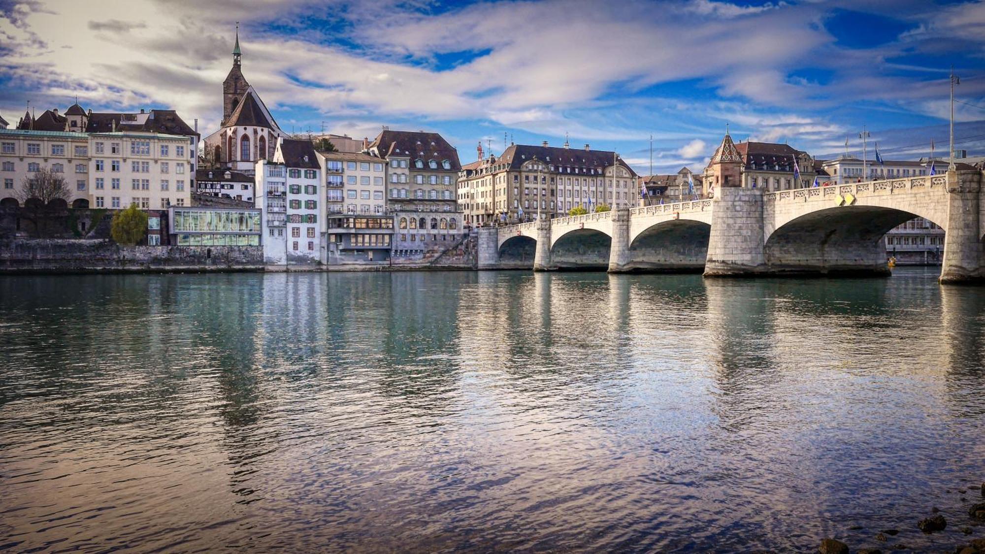 City Center Rooftop Studio With Oldtown View Basel Dış mekan fotoğraf